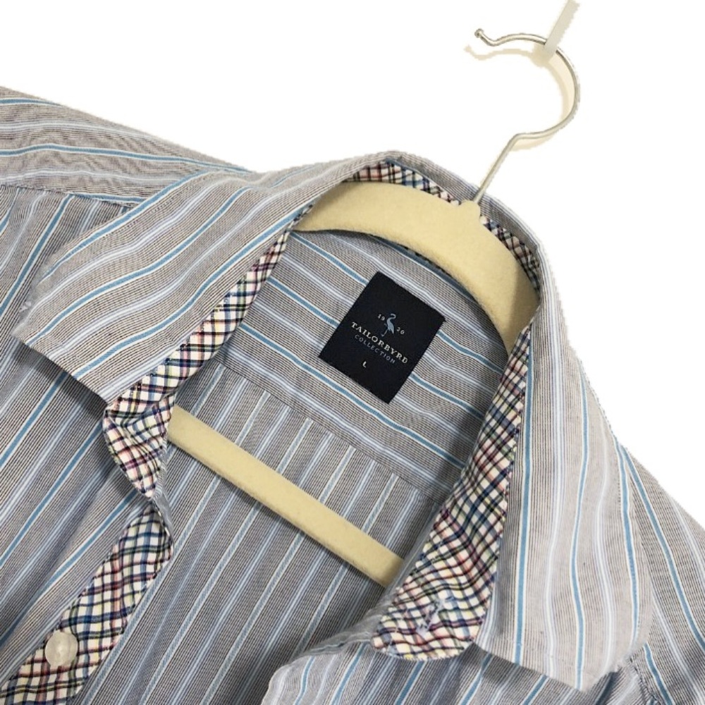 Nice short-sleeved button down